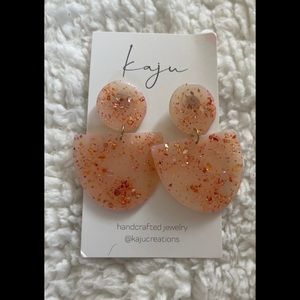 ✨ 2x HP ✨ Translucent ✨ Shimmery Dangle ✨